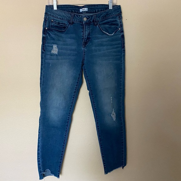 Kensie Distressed Jeans Size 10 - Picture 1 of 6